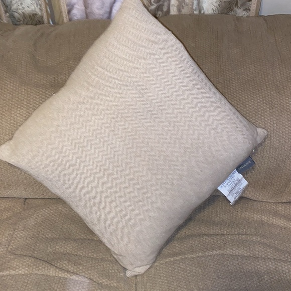 🪶EUC LACOURTE 100% Duck Feathers Decorative Pillow - Picture 10 of 11